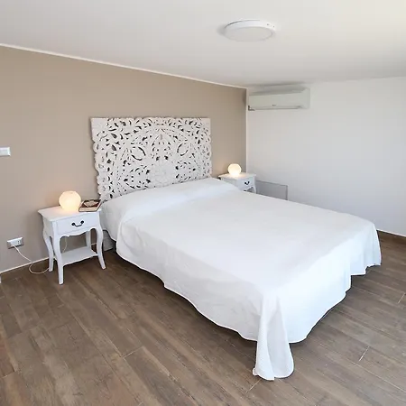 Апартаменты Aurora Джардини-Наксос