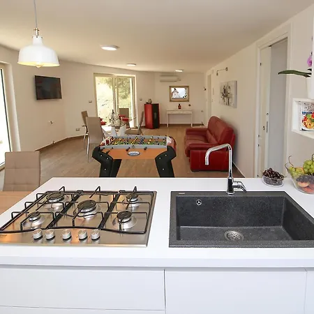 Aurora * Джардини-Наксос