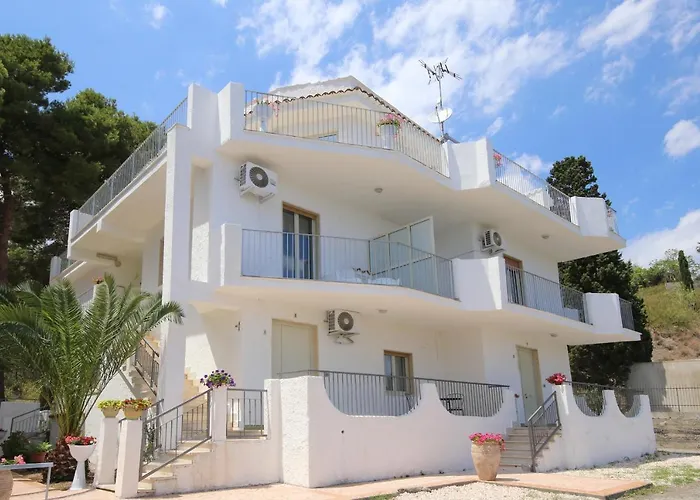 Apartment Aurora Giardini Naxos