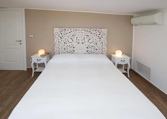 Aurora * Giardini Naxos