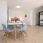 Aurora * Giardini-Naxos