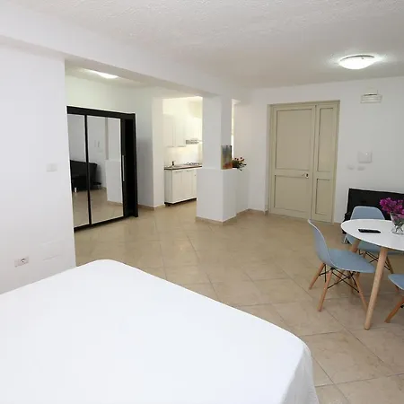 Appartement Aurora Giardini-Naxos