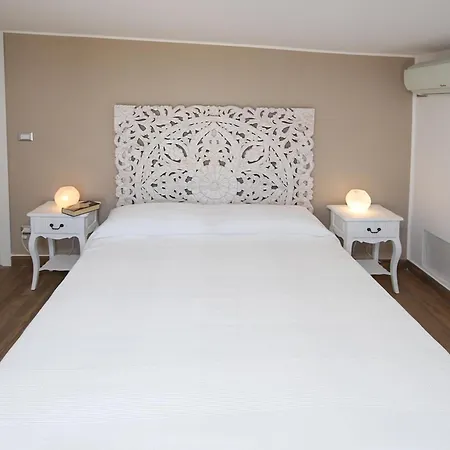 Aurora * Giardini-Naxos