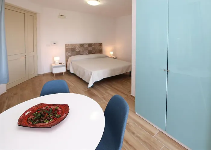 Aurora * Giardini Naxos