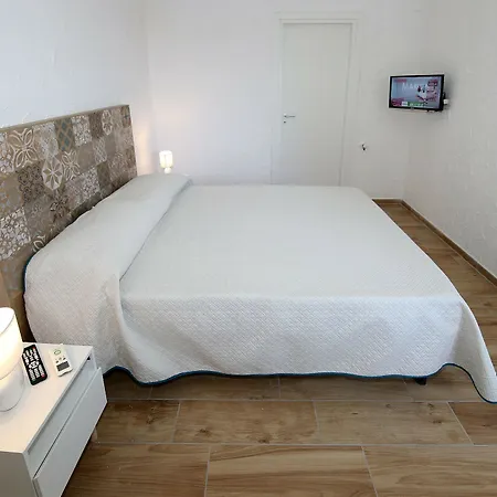 Aurora Apartment Giardini-Naxos
